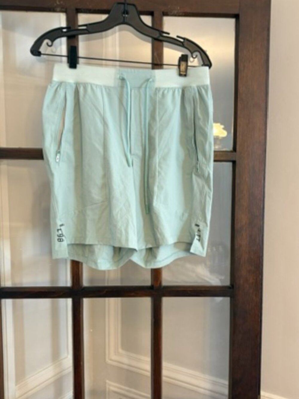 Lululemon License to Train Shorts in Mint Green, Size Small